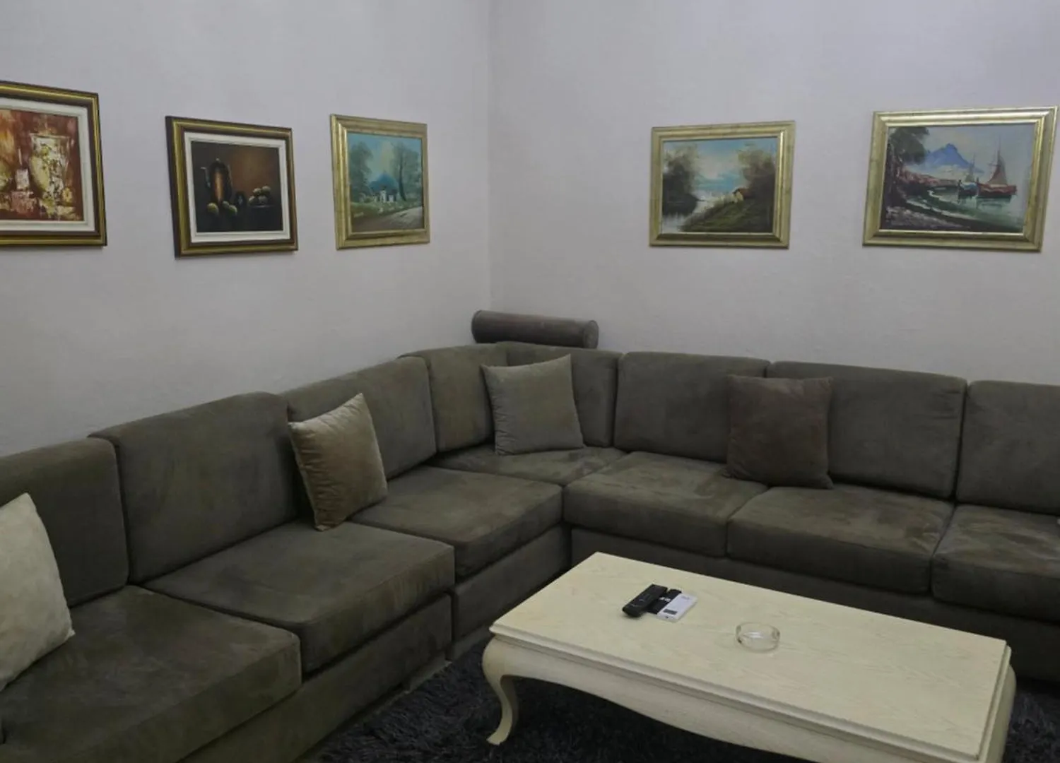 Joel House Tirana Διαμέρισμα