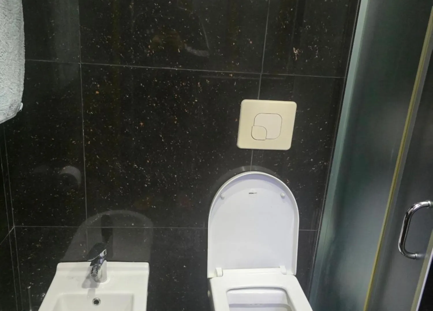 Joel House Tirana Διαμέρισμα