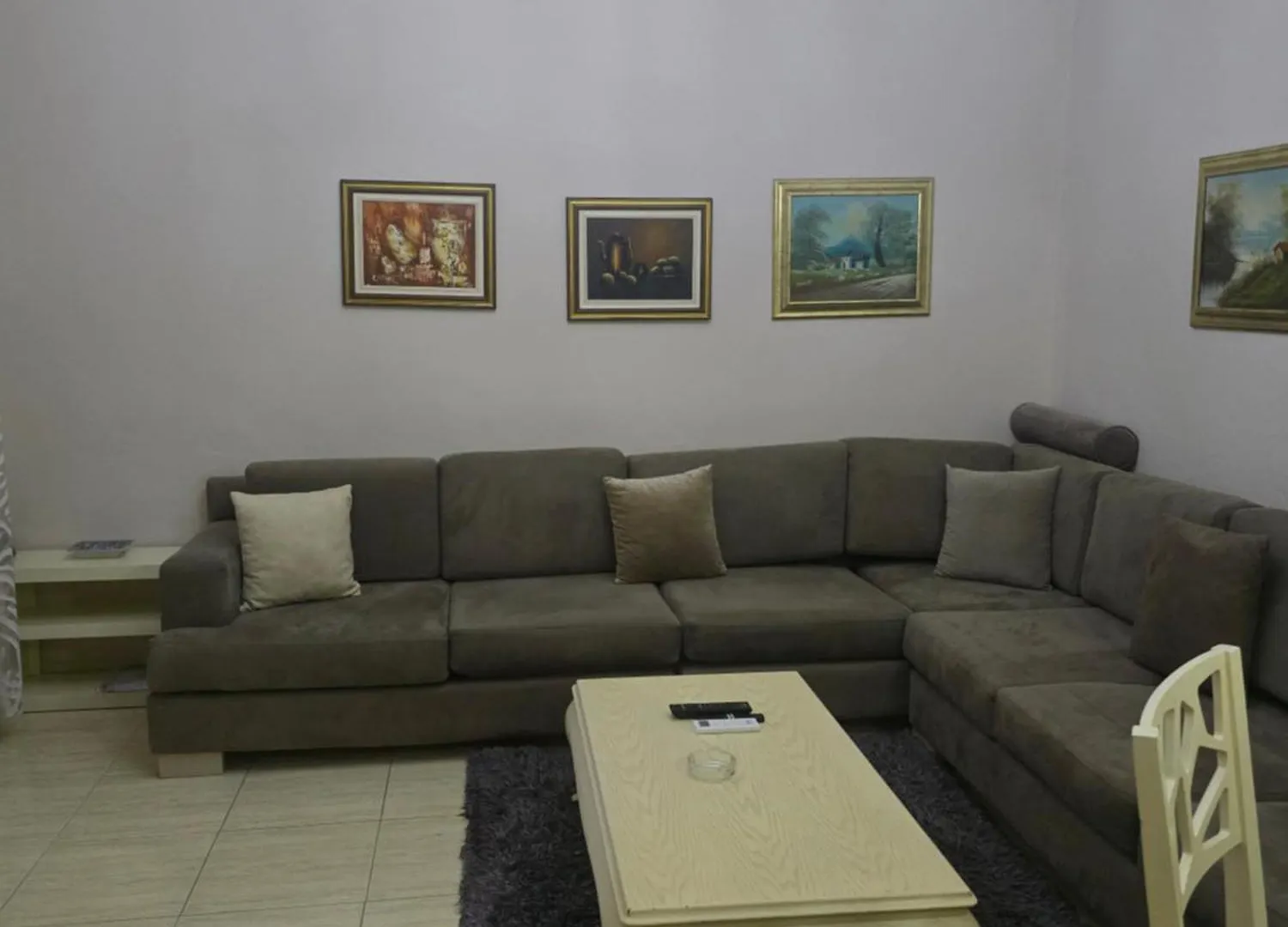 Joel House Tirana Apartment 0*,  Albania